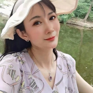 胡东
